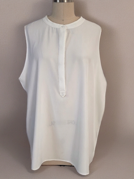 SPANX Tops - SPANX Timeless White Sleeveless Blouse 2X